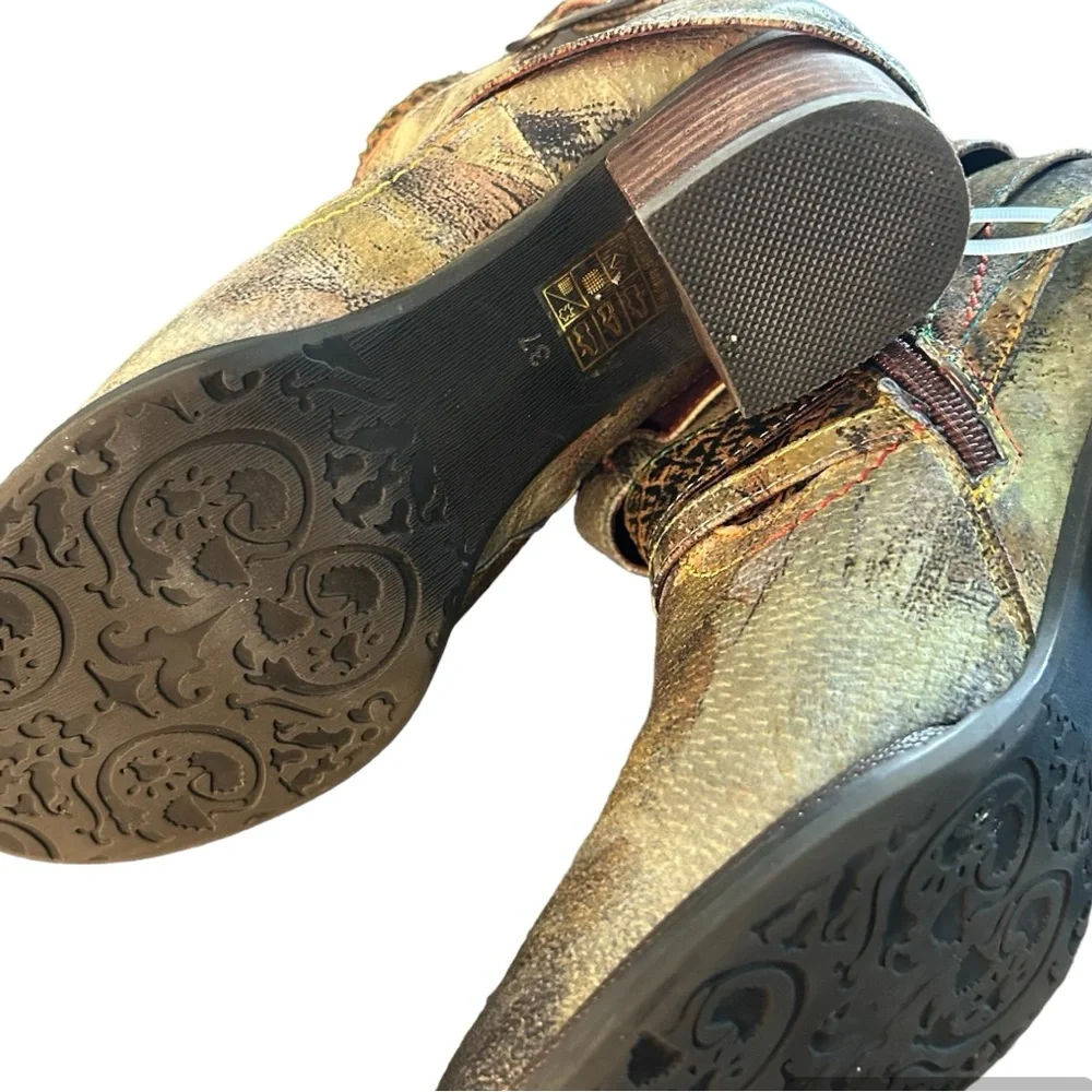 L’Artiste Hand Painted Leather Ankle Boots Size 6.5 - Picture 10 of 11